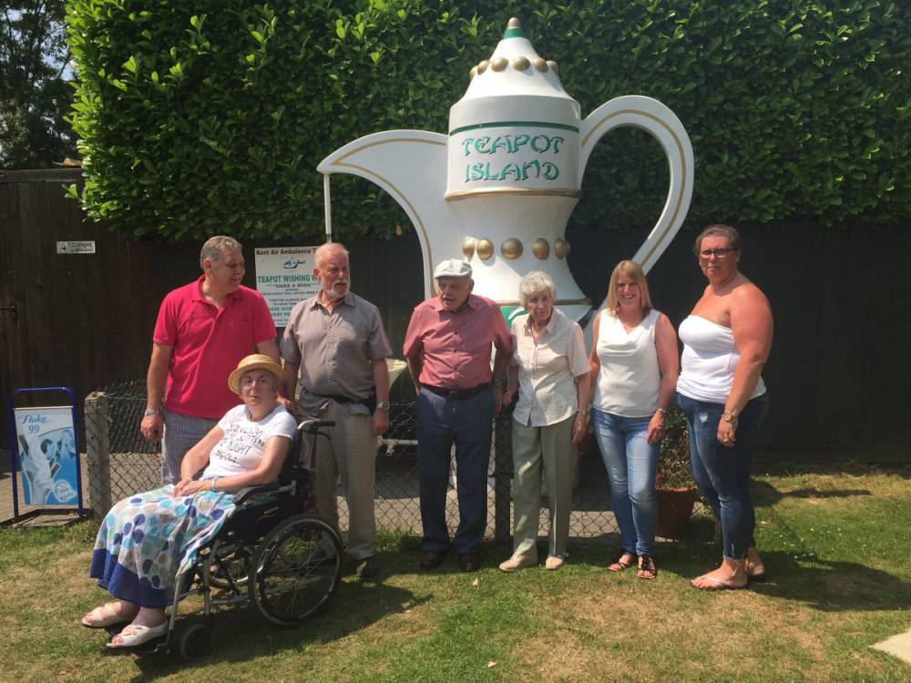 Community Car Service - clients visiting Teapot Island